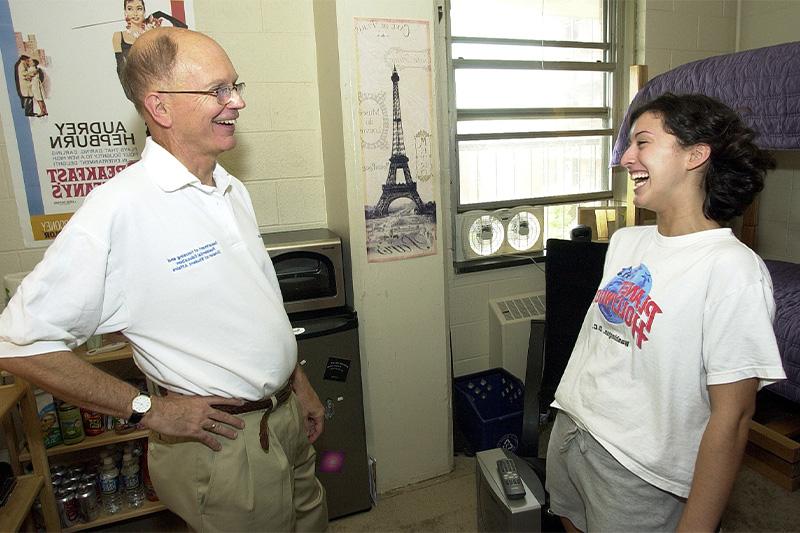 Renatta Craven speaking with then Carolina Chancellor James Moeser in her dorm room in Morrison on the campus of UNC-Chapel Hill.